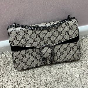 Non authentic Gucci crossbody